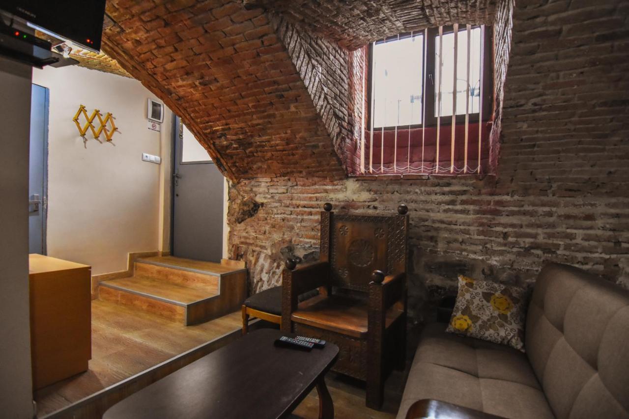 Guest House Kakabadzeebi 9 Tbilisi Ngoại thất bức ảnh